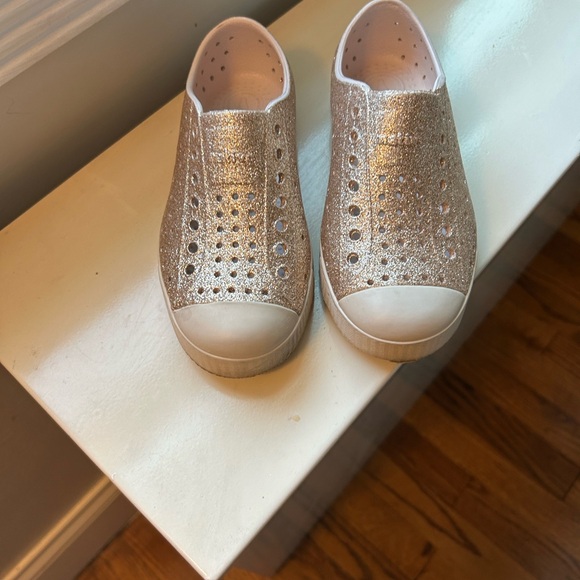Native Shoes Other - Native Shoes Gold and White Sneakers Minimalist Design C12